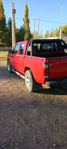 Nissan NP300 2.5 Cabina Doble 133cv 4x2