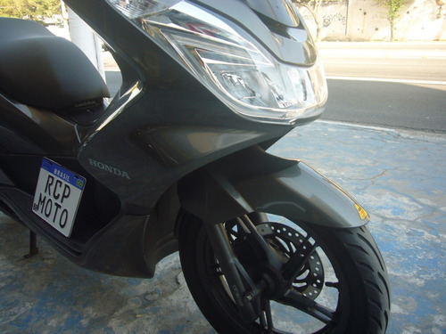 Imagem 3 de 10 de Honda Pcx 150 Cinza Ano 2017 Nova Unico Dono Troca Financia