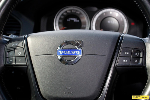 Imagen 19 de 25 de Volvo Xc60 T6 Adw