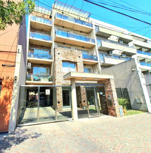 Departamento En Venta En Castelar Norte