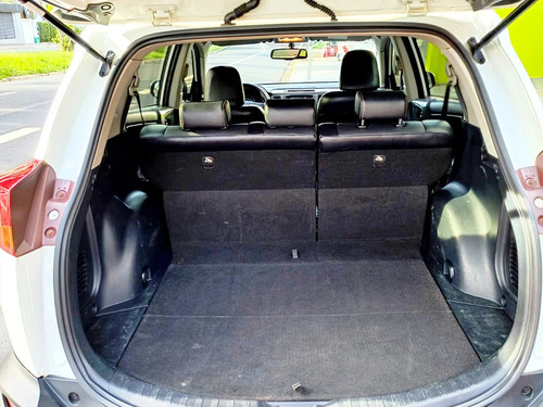 Toyota RAV4 2.0 TOP 4X2 16V GASOLINA 4P CVT
