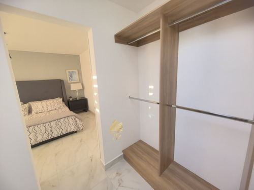 Casa Nueva En Querétaro Con Recámara Y Baño Privado En Planta Baja