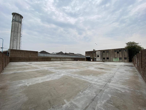 Imagen 6 de 14 de Fracción Industrial 5057 M² - 3233 M² Cubiertos - Tablada