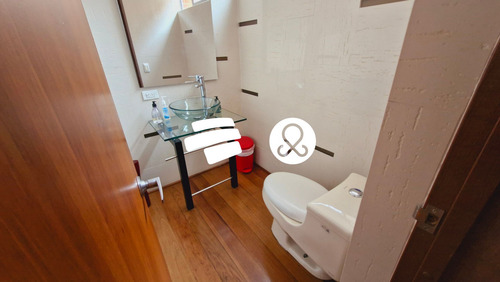 Casa En Venta En Cerros De Suba 4 Habitaciones