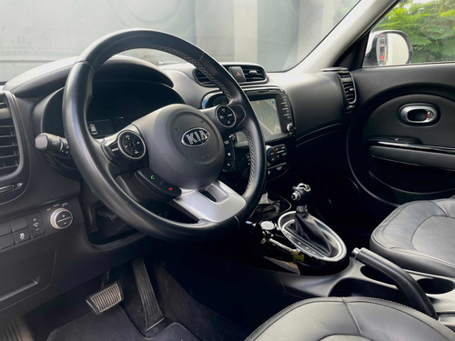 Imagen 5 de 7 de Kia Soul 2.0 Ex At 2018