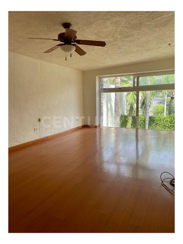 Imagen 6 de 19 de Casa En Renta En Fuentes Del Valle, San Pedro Garza García.