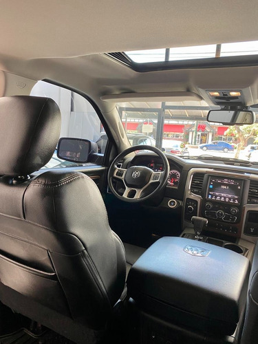 Ram 1500 Laramie 5.7 V8 4x4 2016