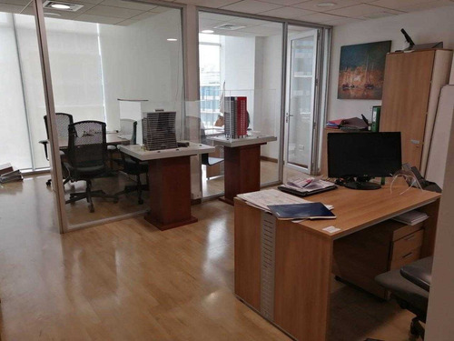 Imagen 1 de 8 de Oficina Habilitada En Edificio En Alonso De Cordova