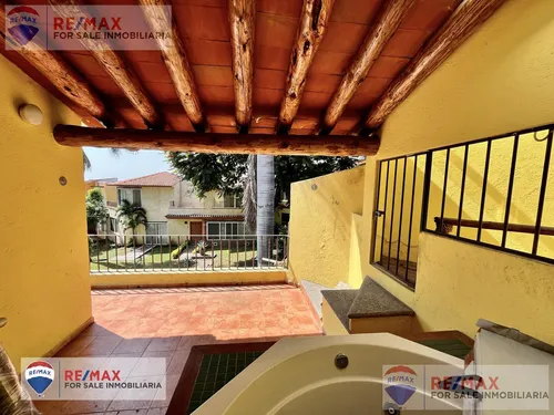 Venta De Casa En Condominio, Fracc. Burgos Bugambilias, Temixco, Morelosclave 5267be