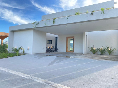 Imagen 6 de 26 de Casa En Venta En Barrio Santa Rita