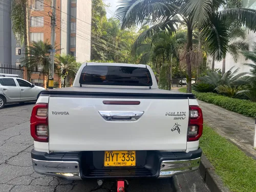 Toyota Hilux 2.8 Srx Dc 4X4 Tdi