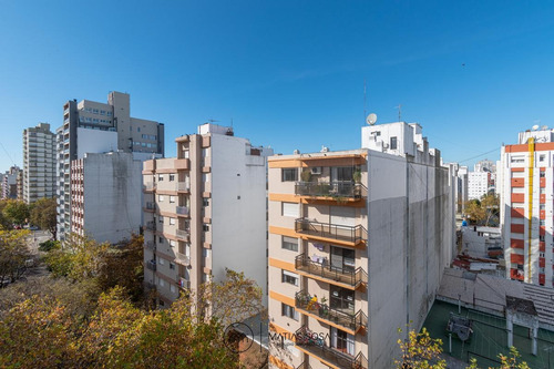 Imagen 6 de 30 de Venta - Departamento 4 Ambientes - Edificio Con Quincho Y Gimnasio - Cochera - Macrocentro