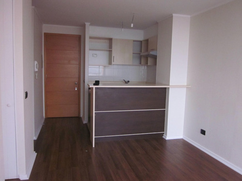 Arriendo Prox. M. Rodrigo De Araya 2 D / 1 Baño San Joaquin