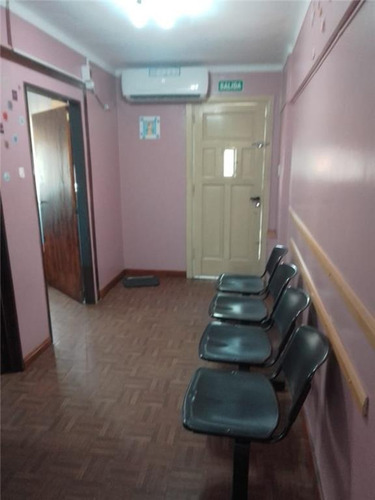 Imagen 4 de 12 de Consultorios U Oficinas Al Frente, Planta Baja- Alquiler-banfield-l. Zamora