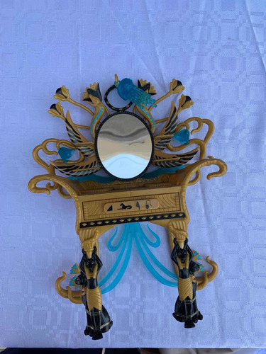 Tocador Cleo De Nile Monster High (Usado)