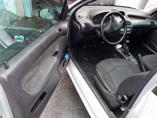 Peugeot 206 2002 1.0 16v Selection 3p