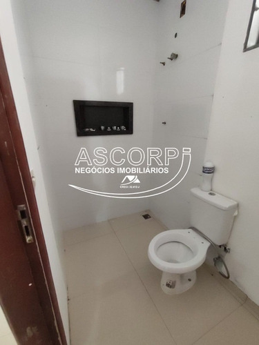 Imagem 6 de 15 de Salão Comercial + Residência No Bairro Água Branca.(código Sl00018) - Sl00018 - 70413032