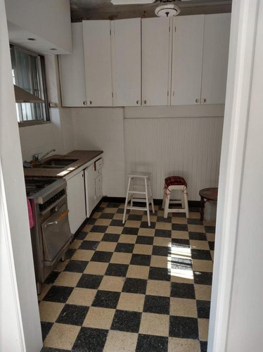 Imagen 6 de 16 de Venta Casa/ph 2 Dormitorios Y Cochera En 16 E/ 39 Y 40- La Plata