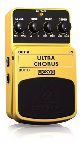 Pedal Guitarra Ultra Chorus Behringer Uc200 +