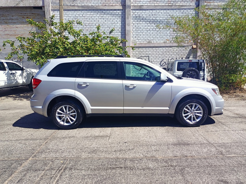 Dodge Journey 2.4 Sxt 7 Pas At