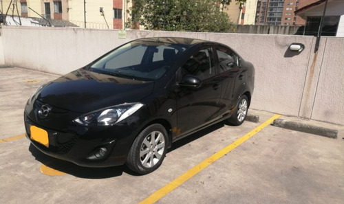 Mazda 2 Sedan Full Equipo