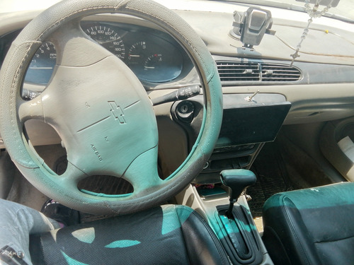Chevrolet Malibu Ls Sedan V6 At