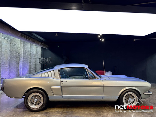 Ford Mustang Fastback 1965