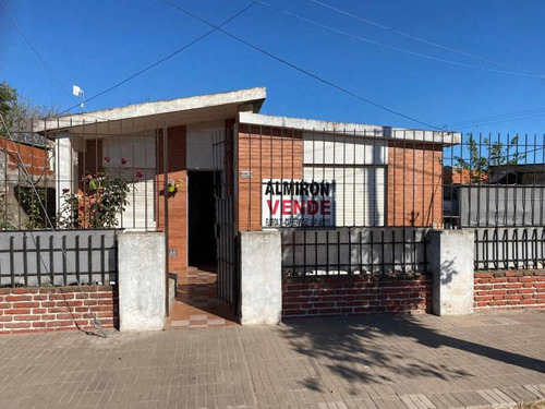 Casa | 2 Dormitorios | Capitán Bermúdez | Barrio Villa Margarita