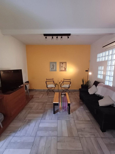 Casa 5 Ambientes Venta El Palomar