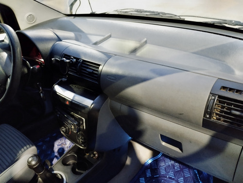 Volkswagen Suran 1.6 I Comfortline 60a