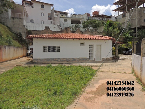 Imagen 5 de 12 de Bella Casa Con Un Amplio Terreno Situada En Pan De Azúcar