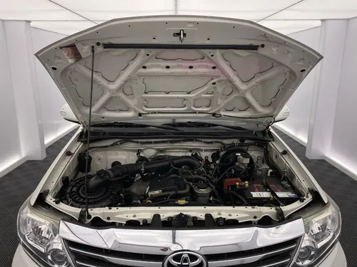 Toyota Fortuner 2.7 AT 4X4