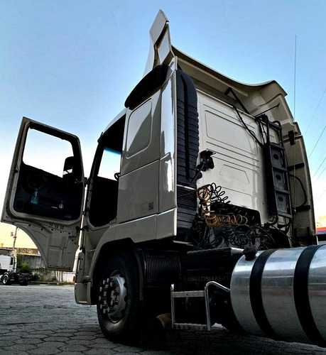 Imagem 7 de 11 de Volvo/fh12 380 4x2 Ano/modelo: 2003/2003