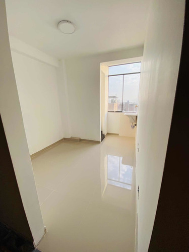 Imagen 2 de 9 de Alquiler De Habitaciones C/baño-san Juan De Lurigancho-wifi
