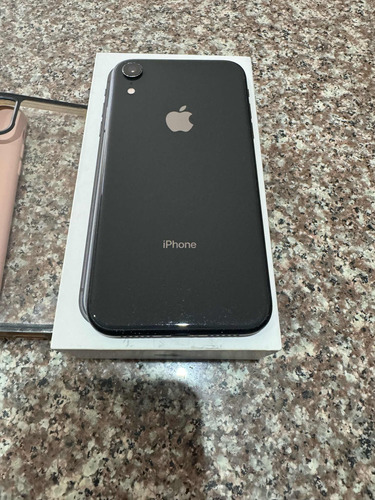 iPhone XR 64 Gb