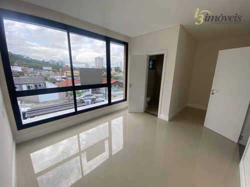 Imagem 17 de 29 de Sobrado À Venda - Alto Padrão Acabamento - Com 1 Suíte + 2 Dormitórios - Fazenda - Itajaí/sc - So0121