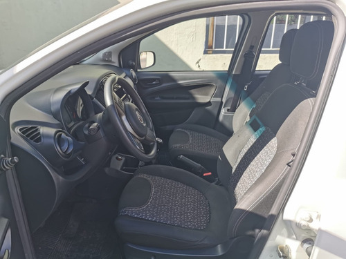 Fiat Nuevo Uno Attractive