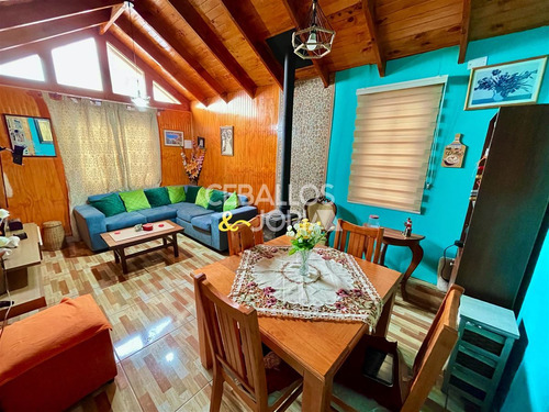 Casa En Venta De 7 Dorm. En Quilpué