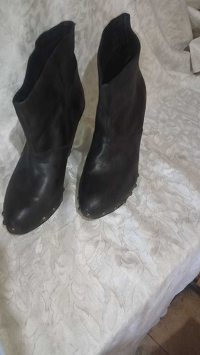 Botas Cortas De Mujer Usadas Nro. 36/37