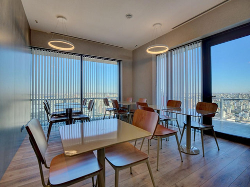 3 Ambientes En Venta A Estrenar, Piso Alto, Con Incrible Vista En Quartier Del Bajo.