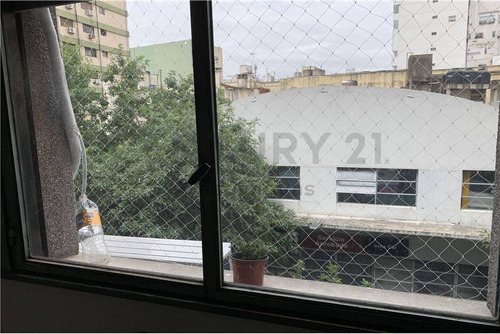 Imagen 10 de 25 de Departamento 4 Ambientes Almagro Luminoso Balcones