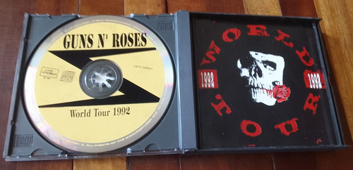 Guns N' Roses - World Tour 1992 / Fatbox / Italiano / 3 Cd Estándar (Usado)