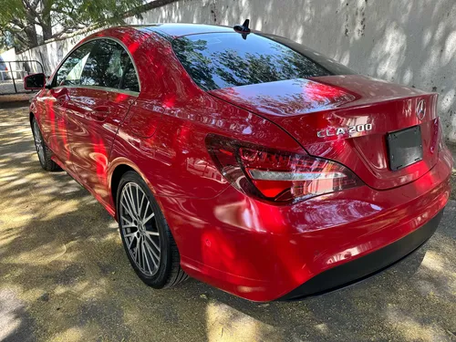 Mercedes-Benz Clase CLA 1.6 200 Cgi Sport At