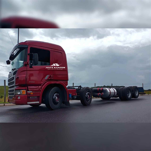 Imagem 2 de 6 de Scania P 310 8x2 2016/2016