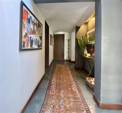 Casa En Venta De 4 Dorm. En Vitacura