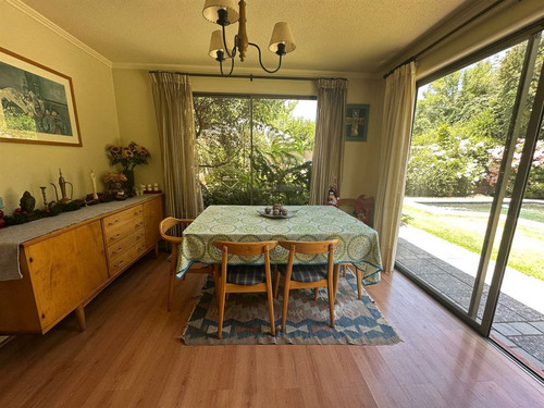 Maravillosa Casa Con Lindo Jardín En Pie Andino