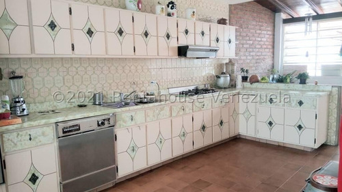 Imagen 8 de 15 de Casa En Venta En La Trinidad 22-11448 Gustavo Nieves 0412 6057058