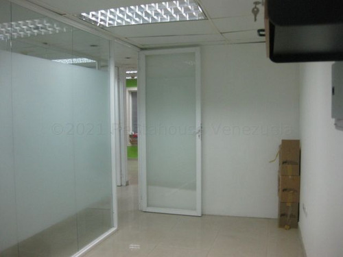 Imagen 12 de 14 de Oficina En Alquiler Los Chaguaramos 21-12855 Renta House Los Samanes