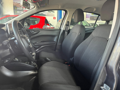 Fiat Cronos 1.0 Drive Flex 4p