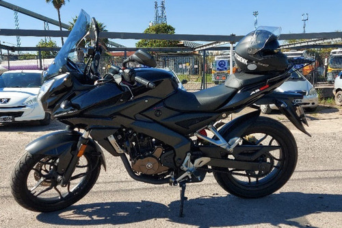 Bajaj Rouser As 200 Rouser As 200